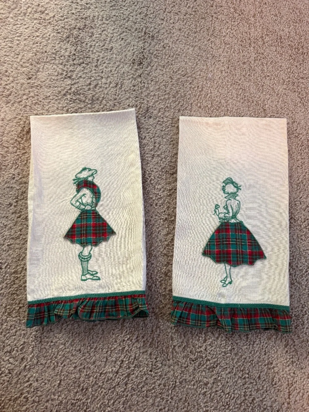 Vintage Tea Towel Set (Skirts lift)